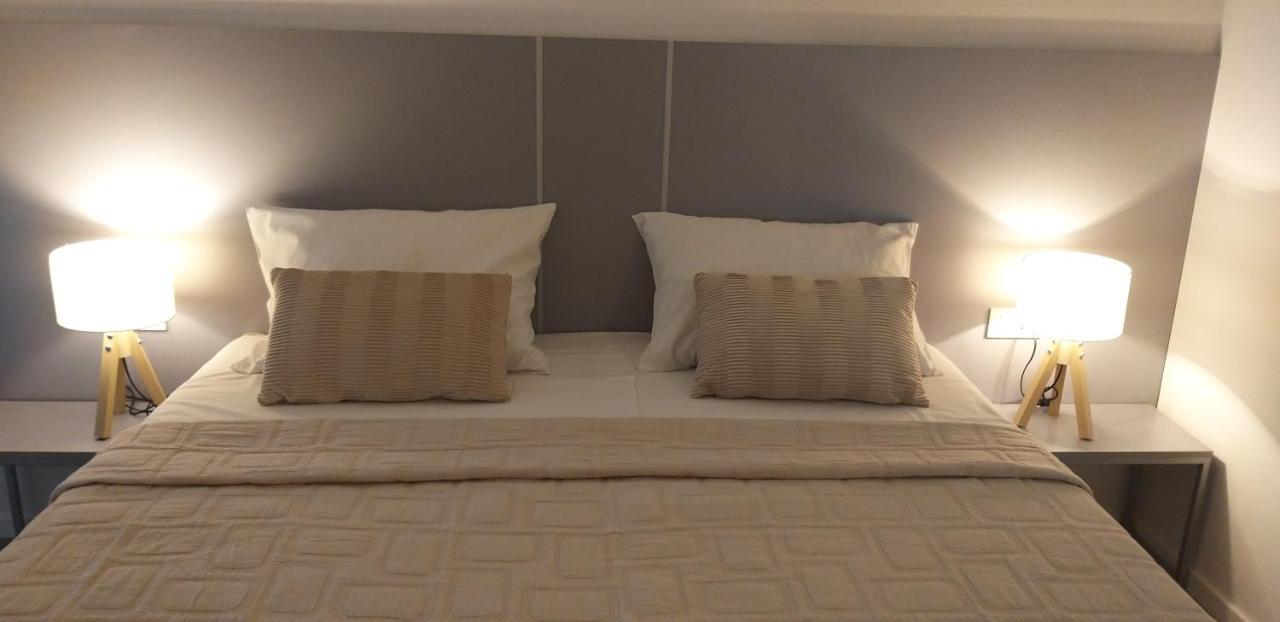 Villa Cala, Hotel Rooms&Apartments 노바야 외부 사진