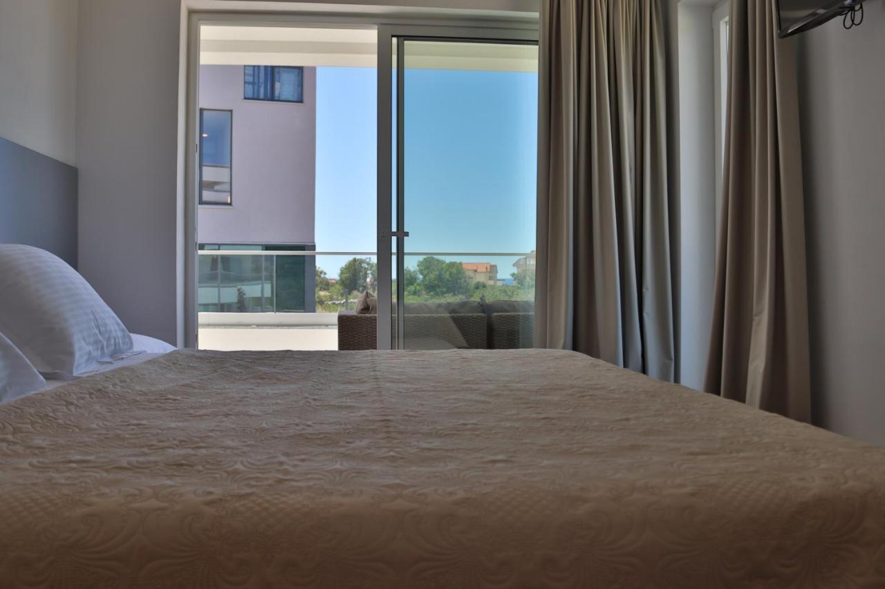 Villa Cala, Hotel Rooms&Apartments 노바야 외부 사진