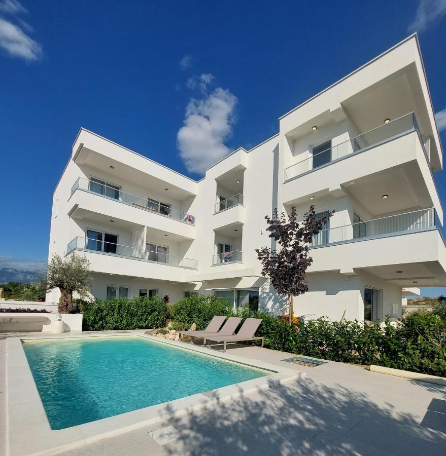 Villa Cala, Hotel Rooms&Apartments 노바야 외부 사진